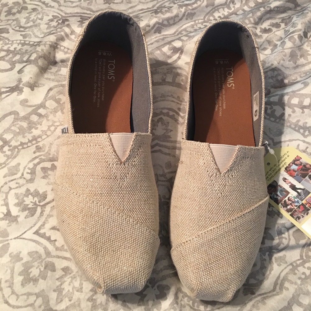Toms